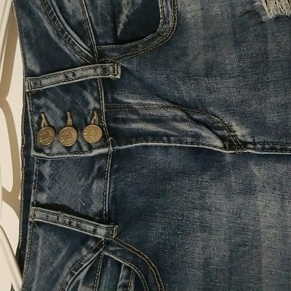 High-rise skinny jeans - Picture 2 of 8